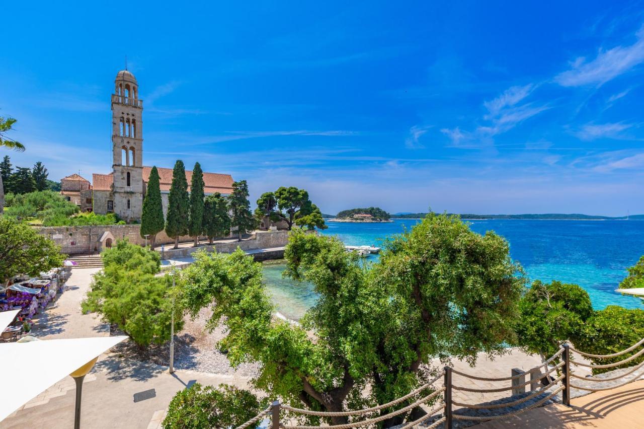 Beach Bay Hvar Hotel Хвар Екстериор снимка