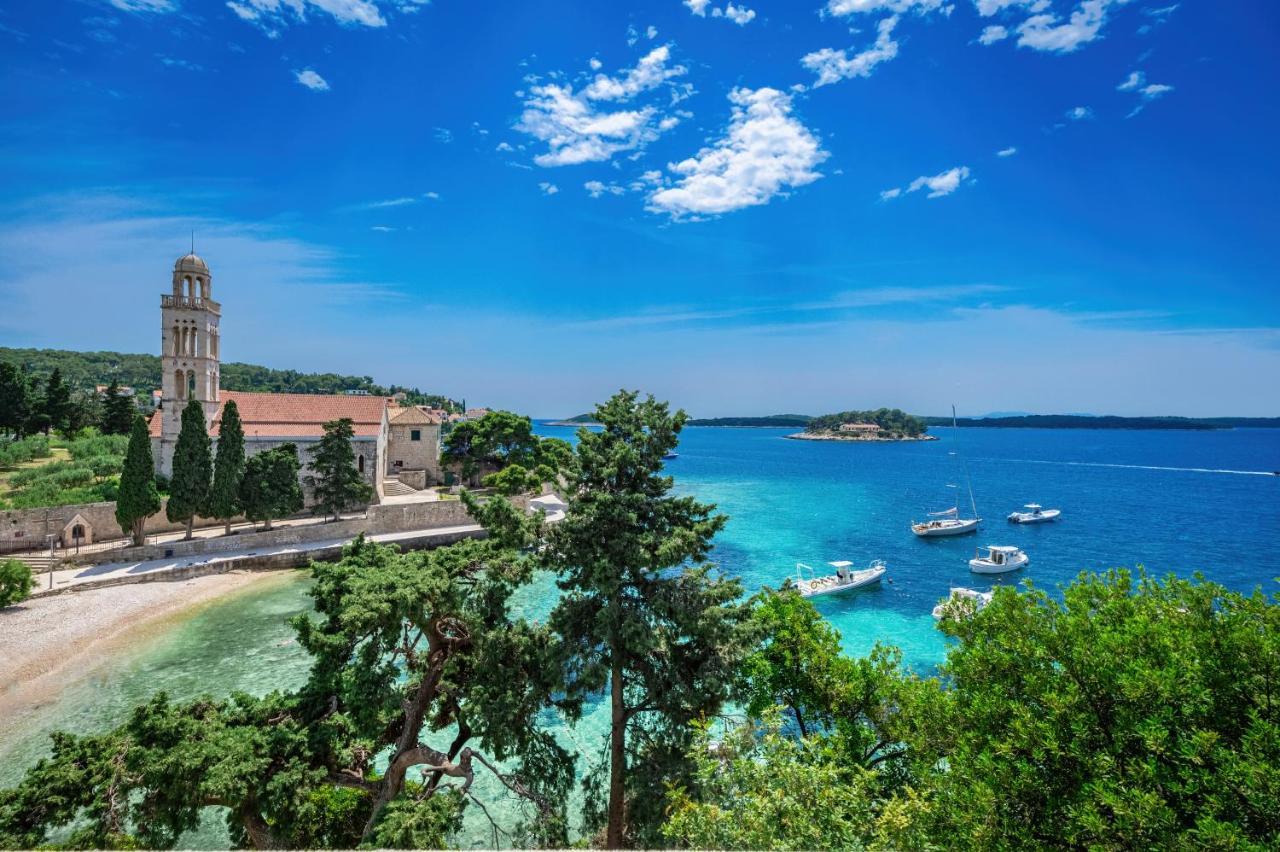 Beach Bay Hvar Hotel Хвар Екстериор снимка